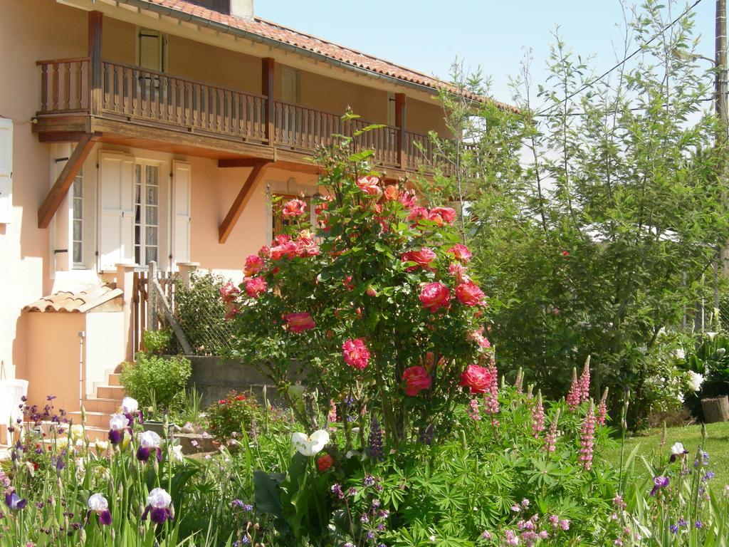 Le Clos Fleuri Caumont  ภายนอก รูปภาพ
